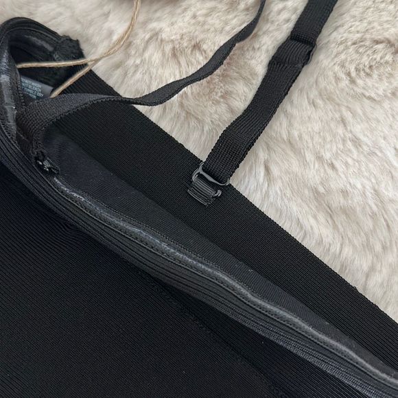 SKIMS Knit Swim Bandeau Top Onyx Size M - Picture 4 of 7